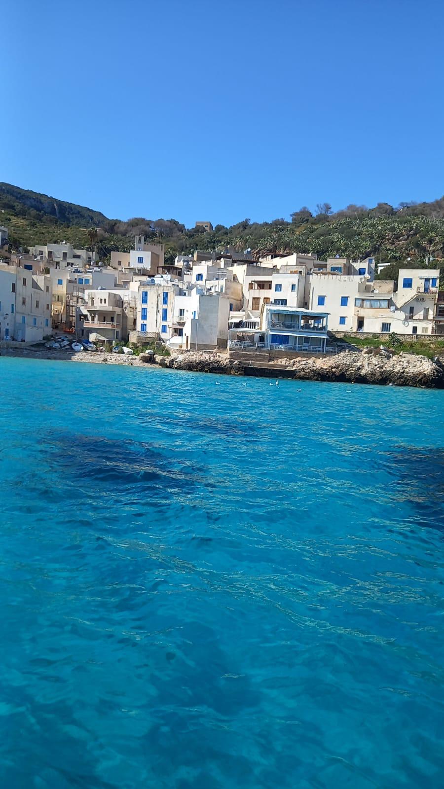 Esperienza in mare con skipper alle Egadi